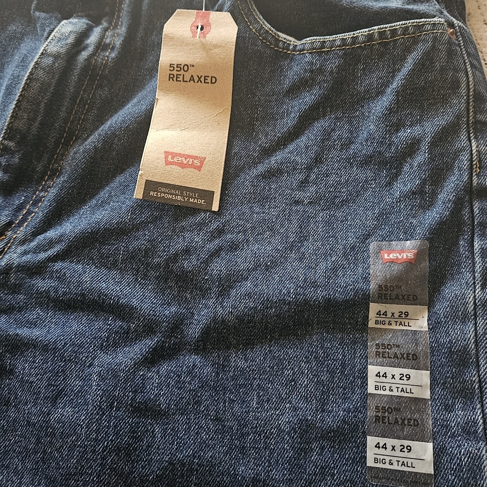 Men's Levi's 550 Relaxed Jeans Big and Tall size 44 x 29
